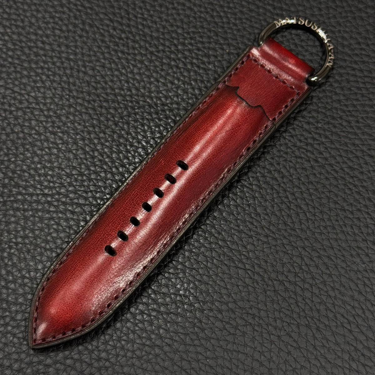 ストラップ型ペンホルダー｜イタリアンレザー｜シグナルレッド – 松下庵