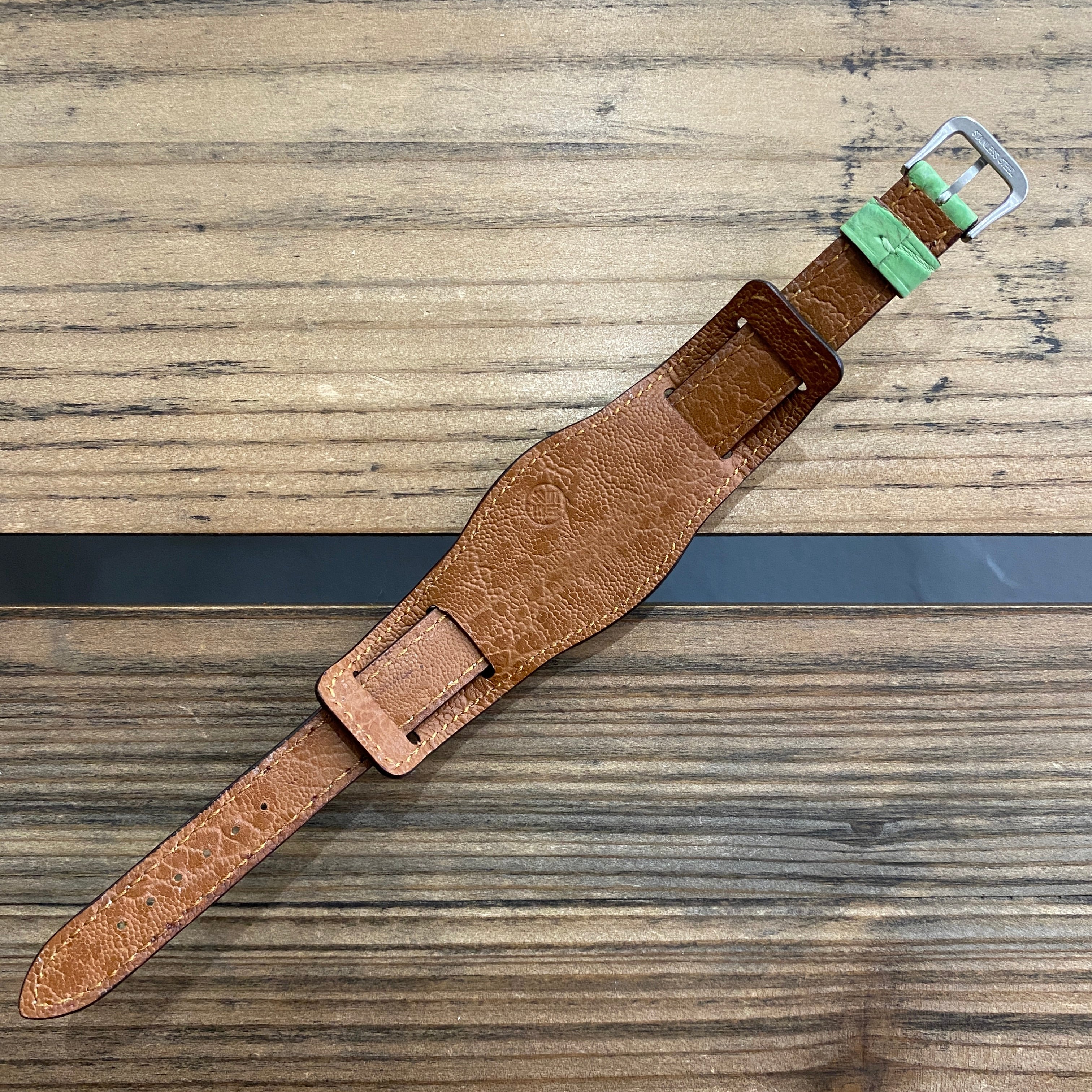 【カスタムストラップ 】035 マットバンブー 16mm【クロコダイル】 台座ベルト