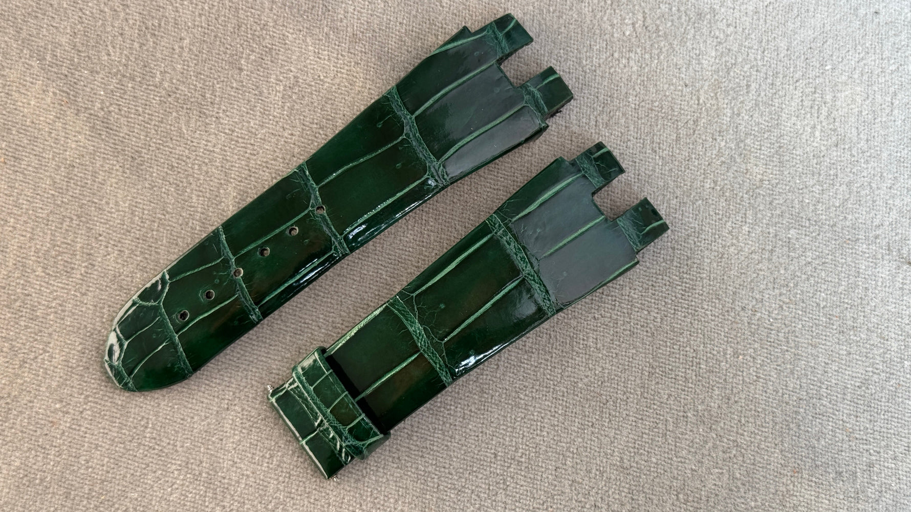 E社｜クロコダイル｜シャイニーグリーン