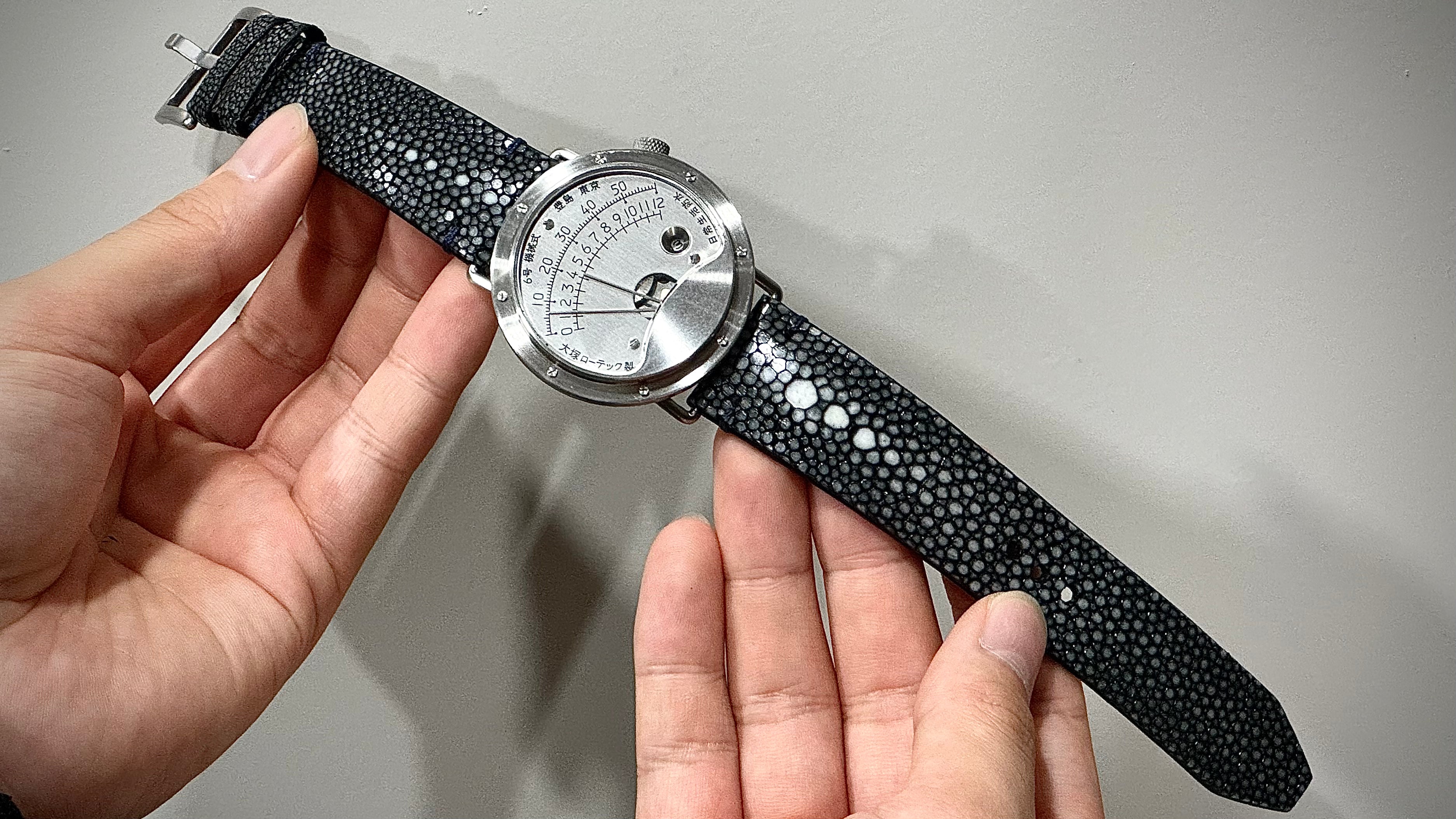 ŌTSUKA LŌTEC № 6｜ガルーシャ ブラック