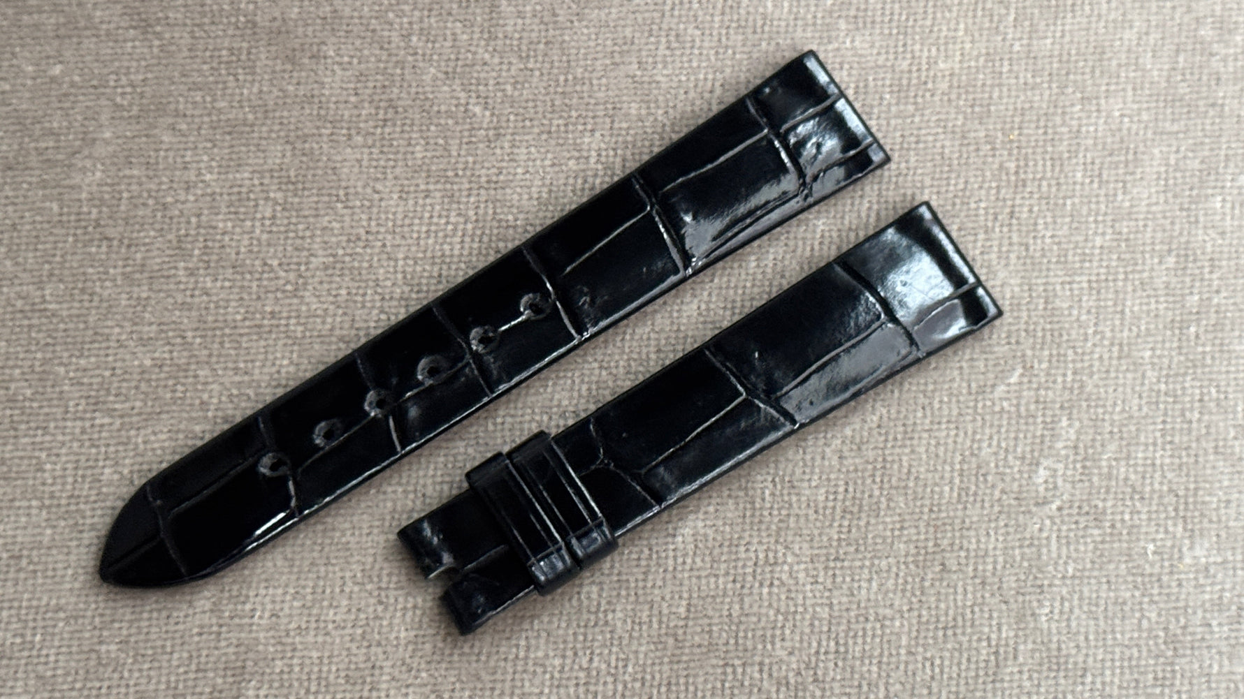 B社｜クロコダイル｜シャイニーブラック