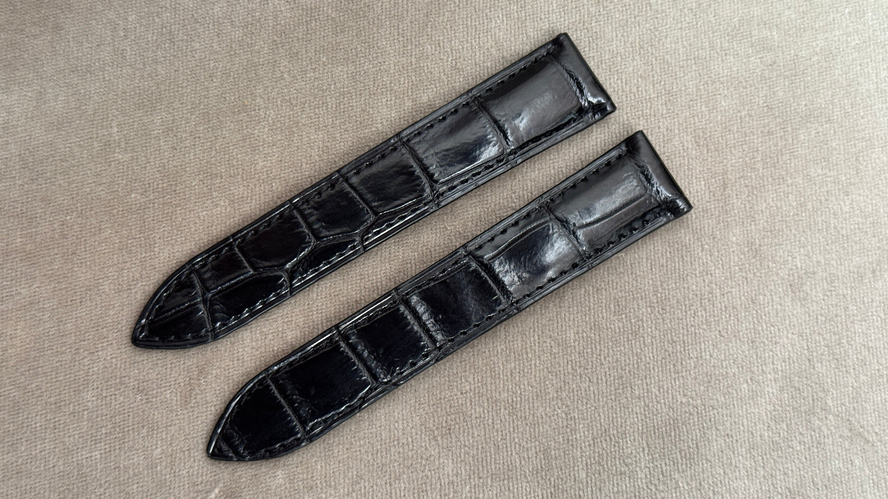 C社｜クロコダイル｜マットブラック