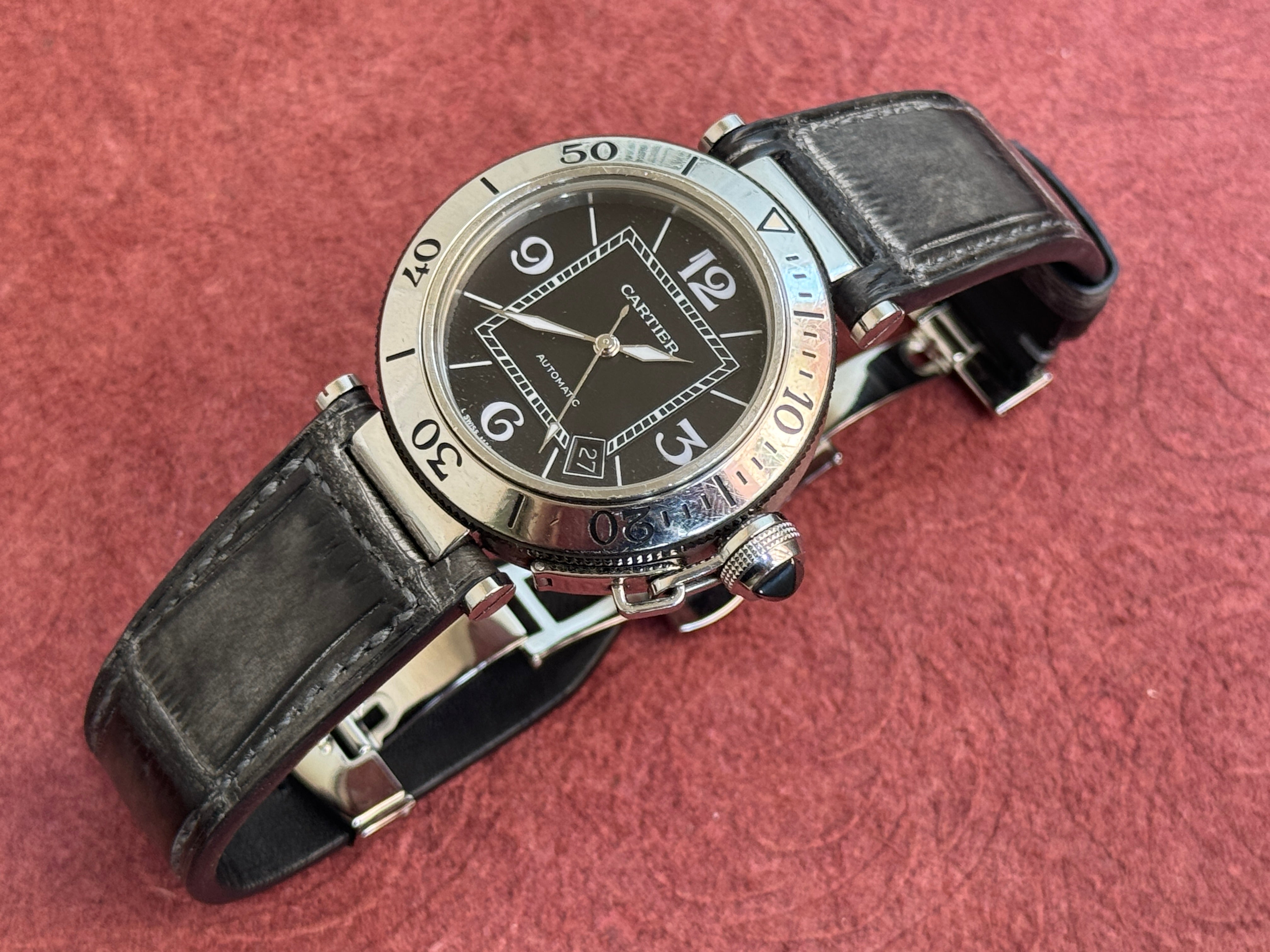 Cartier Pasha Sea Timer｜マットクロコダイル 墨染