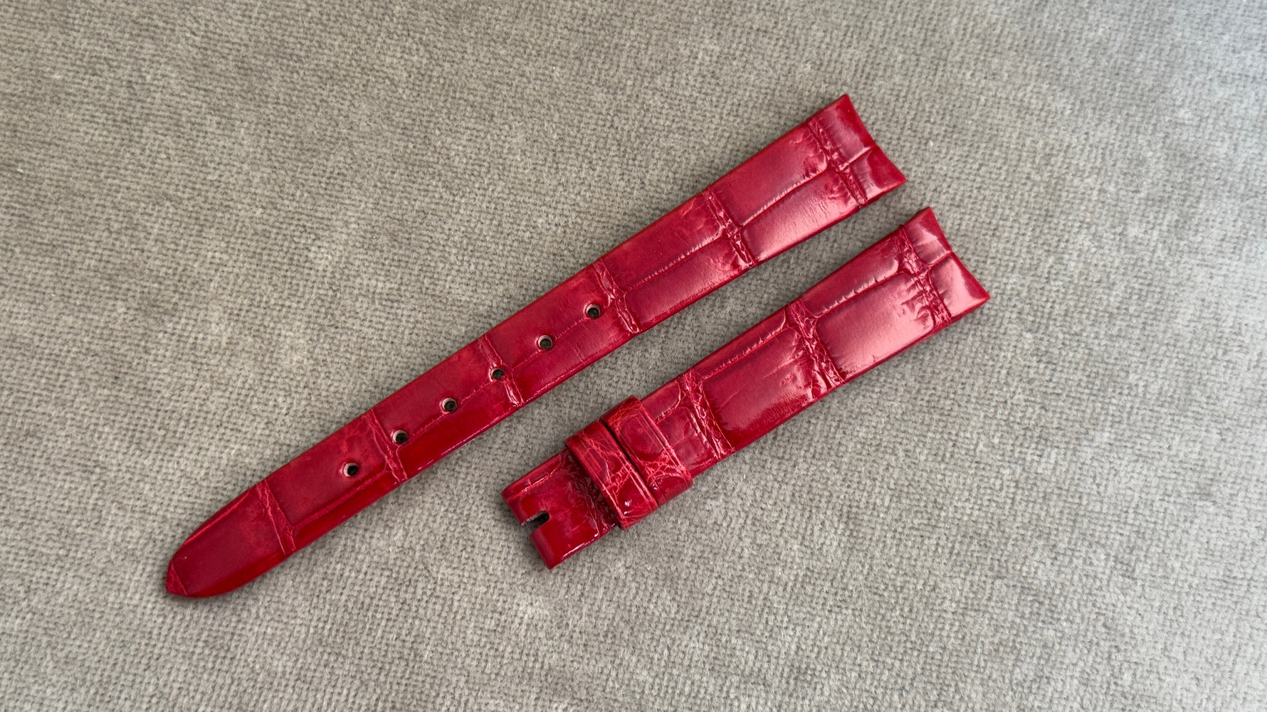 D社｜クロコダイル｜シャイニーレッド