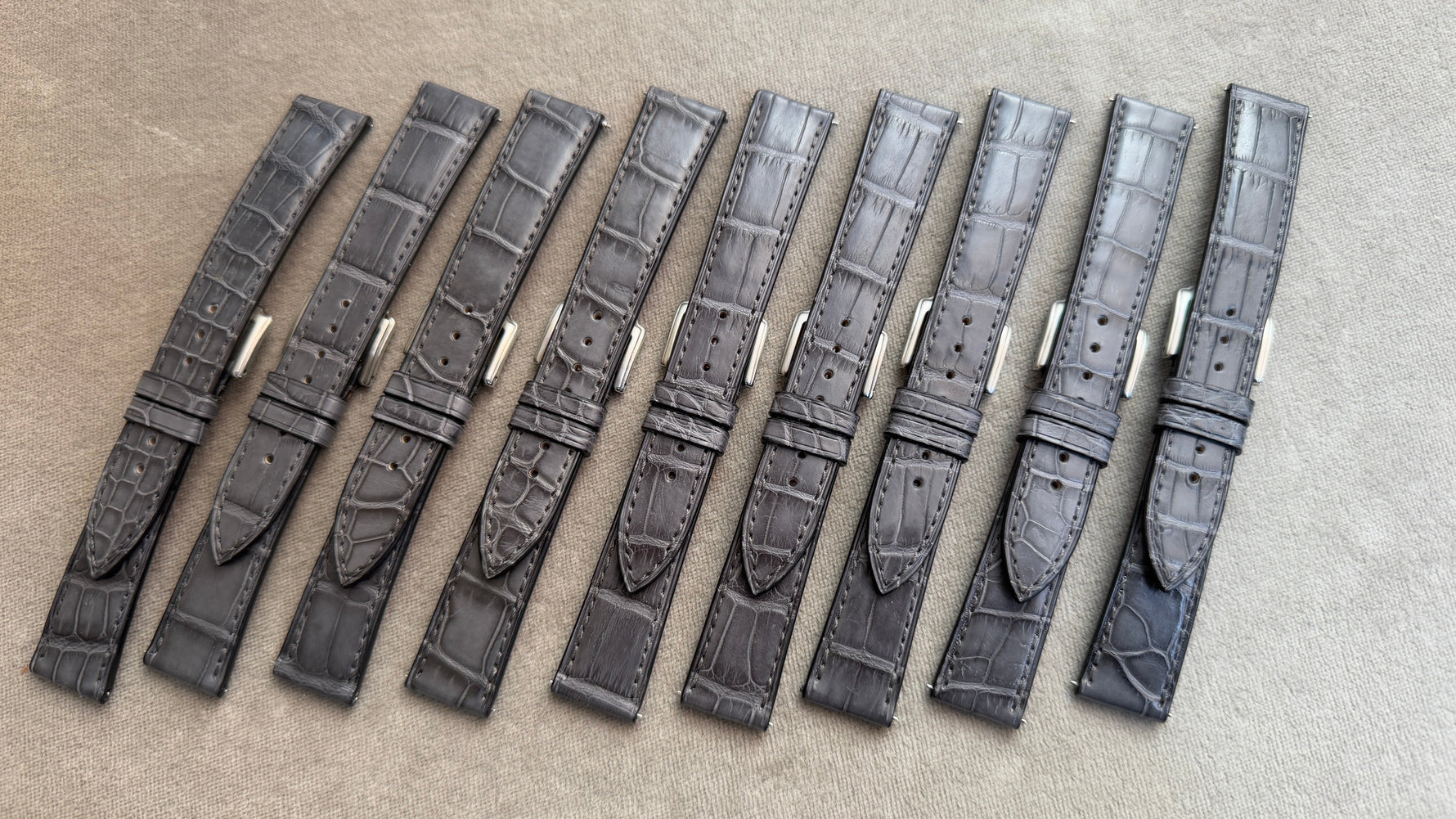 B社｜クロコダイル｜マット墨染