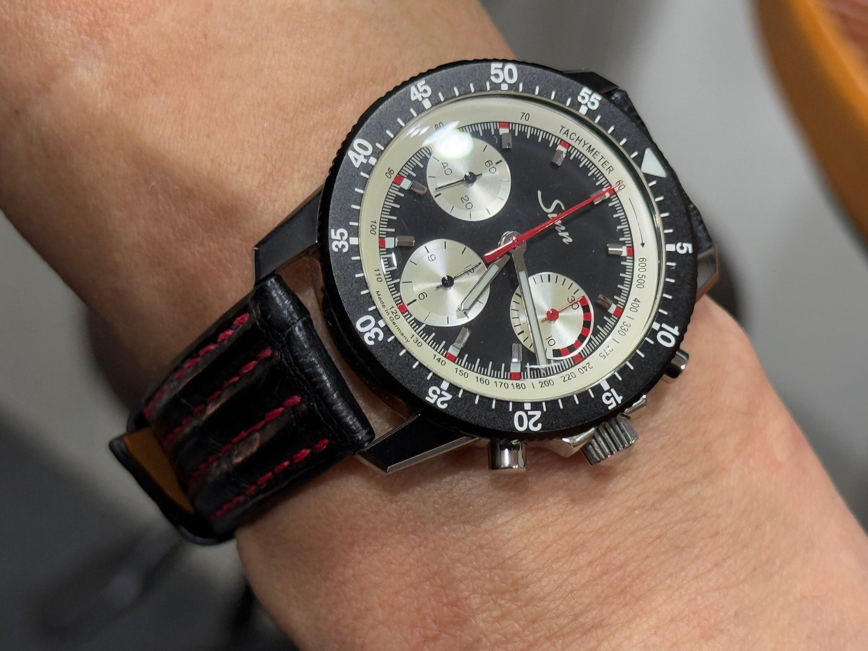 Sinn 103｜クロコダイル マットブラック KUROGANE 刀 カスタム