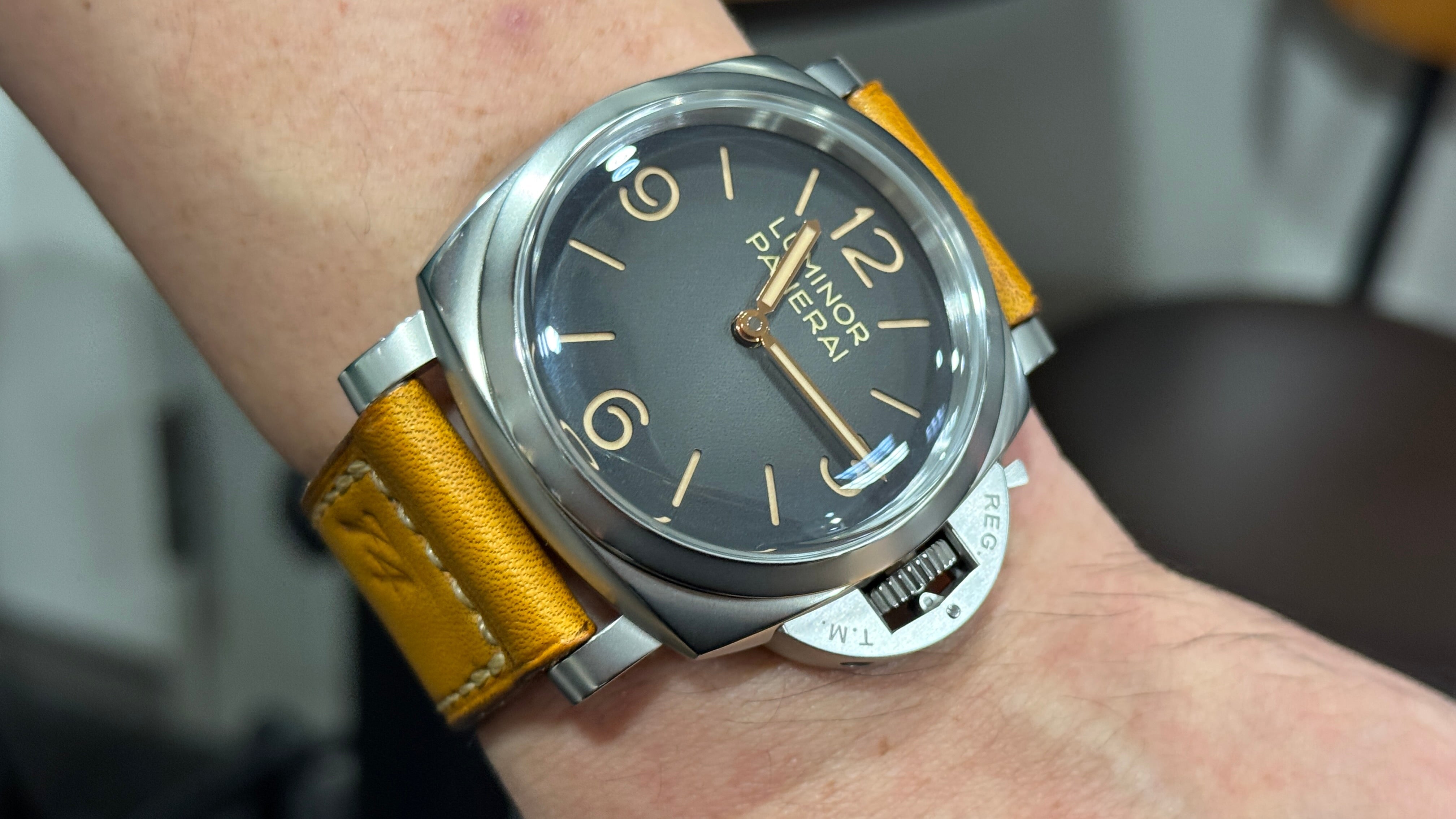 Panerai PAM01628｜M74 ビンテージキャメル