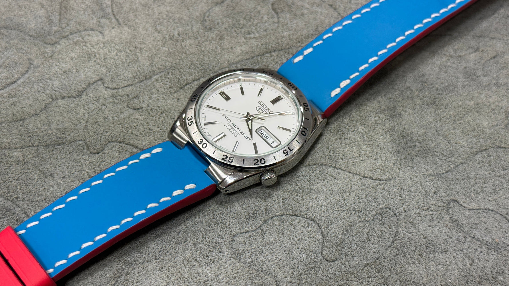 Seiko SNKD97J1｜タマモクロス カスタム ラバー ターコイズ&レッド