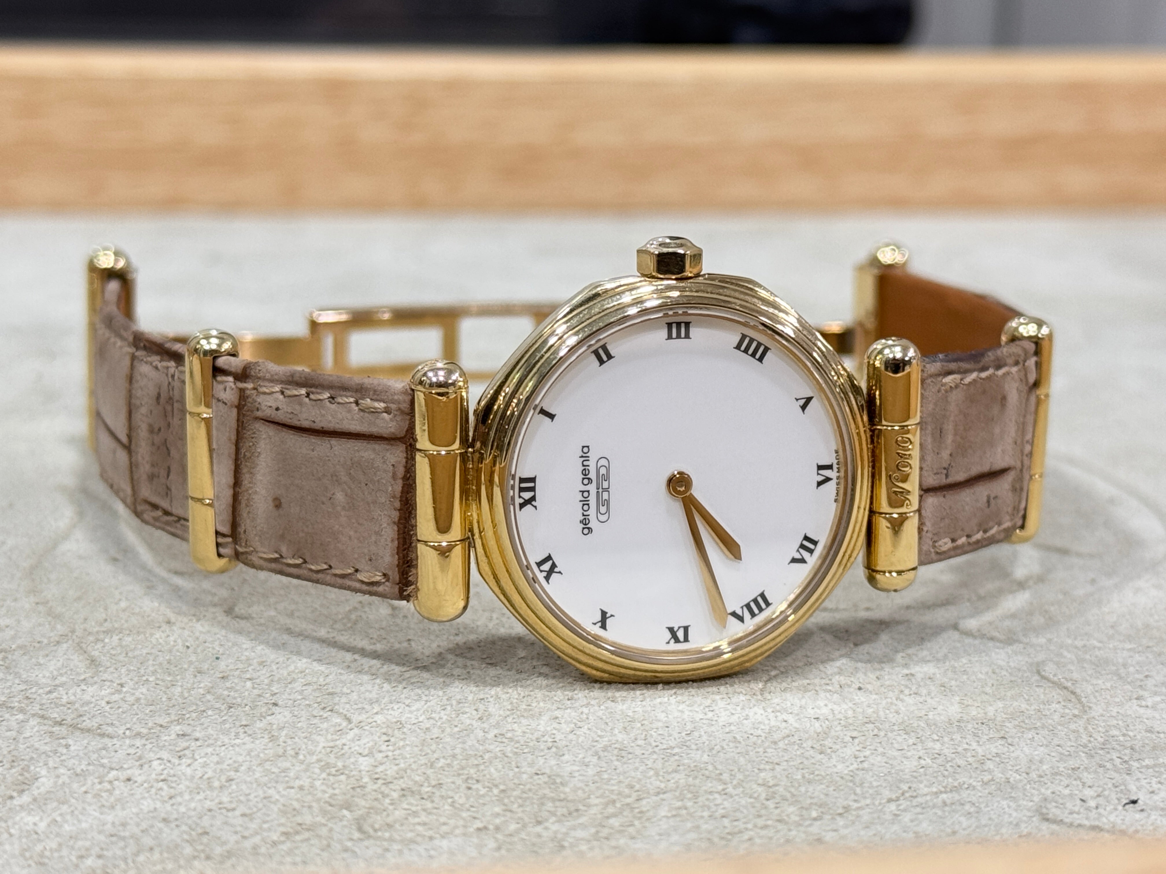 【製作事例】ジェラルド・ジェンタ G.3298 × クロコダイルヌバック｜薄さに宿る上質 - 松下庵