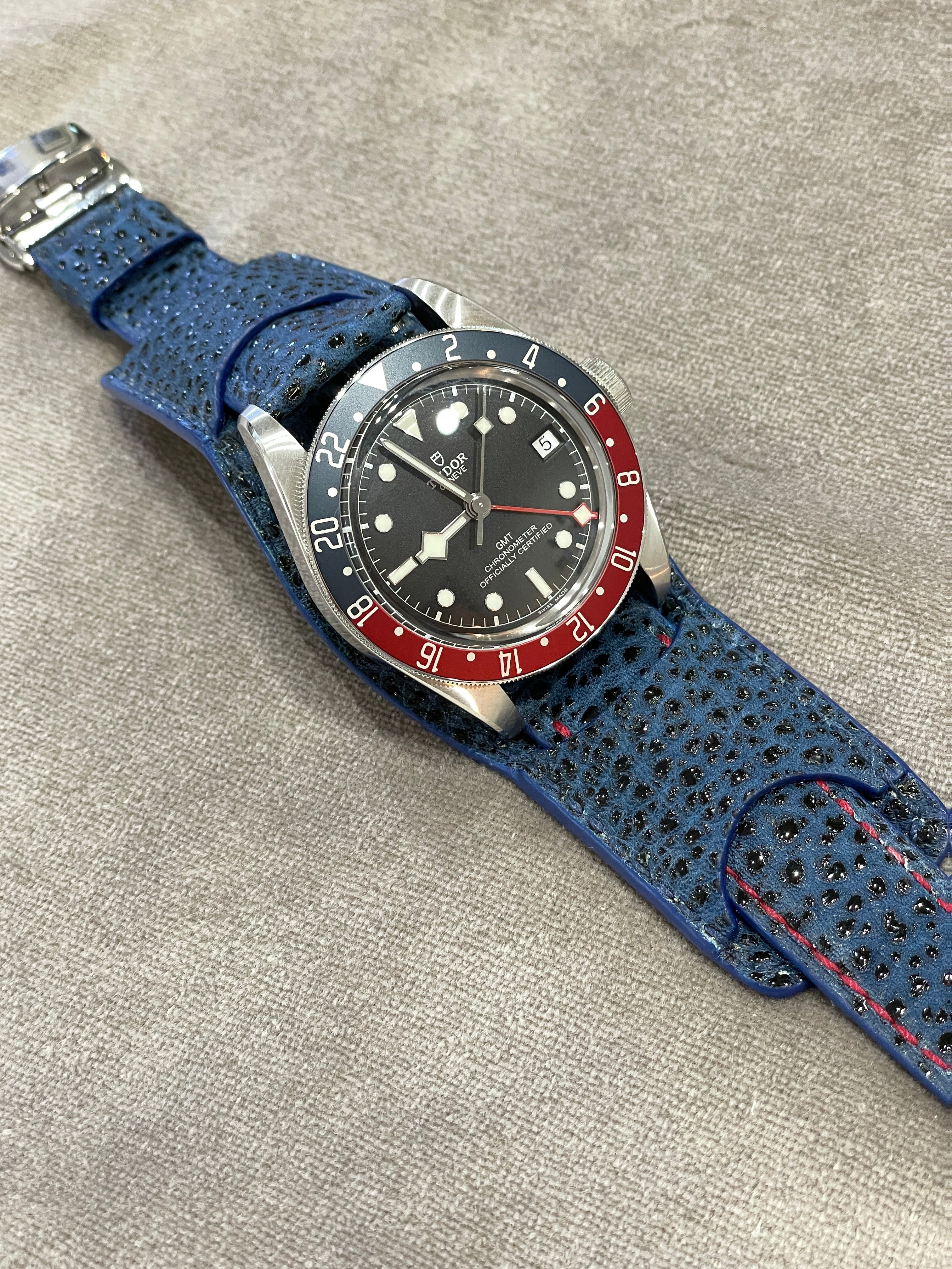 【製作事例】チューダー GMT 79830RB × 姫路黒桟革【極】藍染 オーダーストラップ - 松下庵