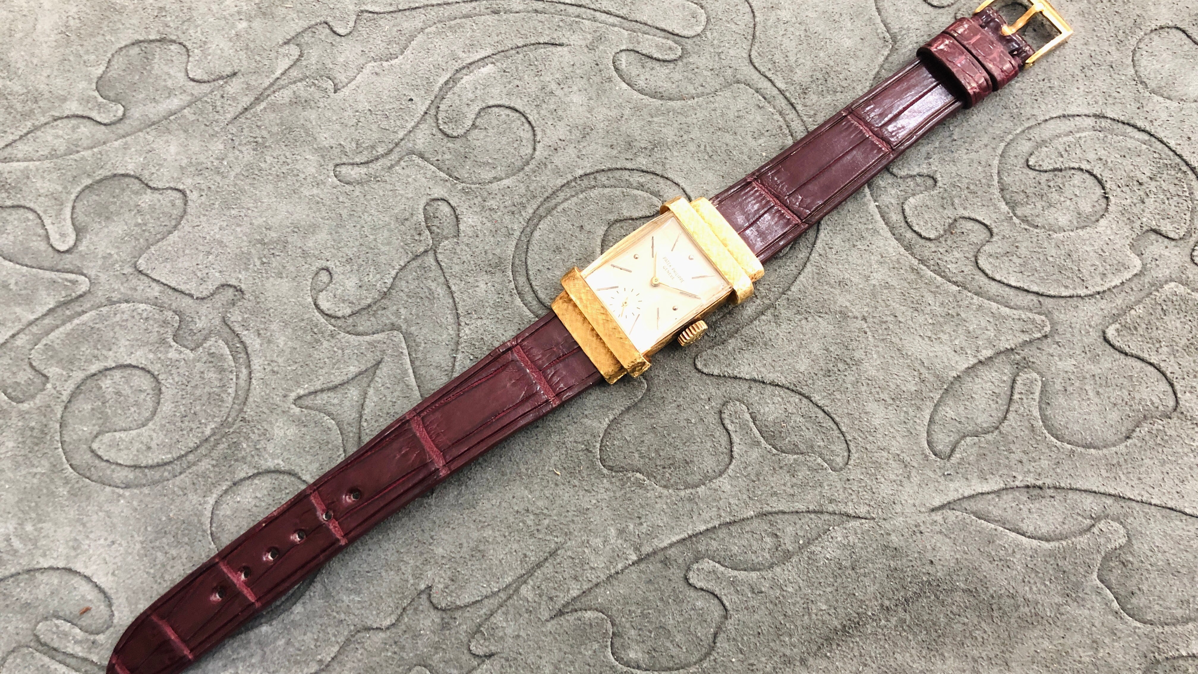 【製作事例】パテック・フィリップ トップハット × マットワインレッド クロコダイルストラップ - 松下庵