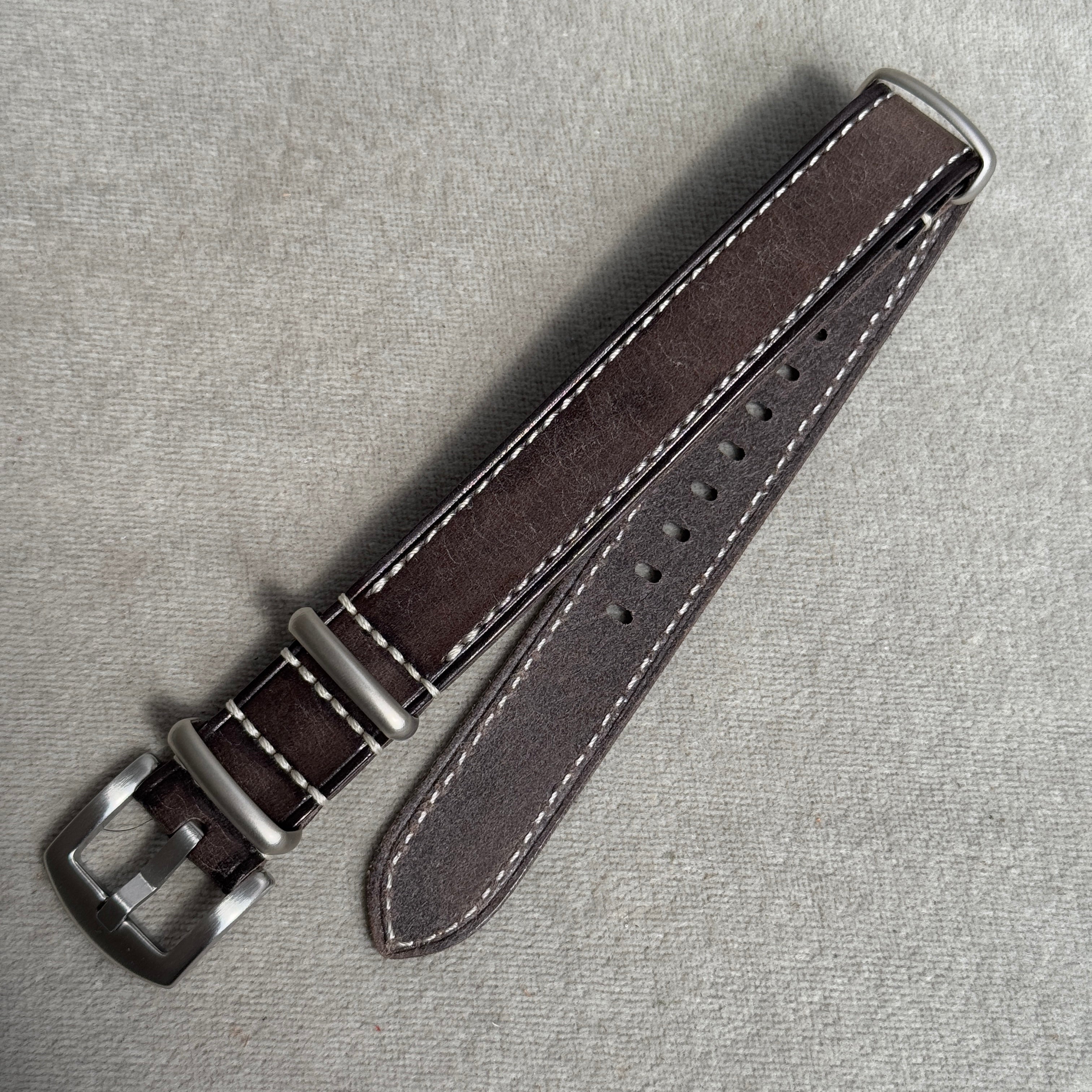 IMG_6233.jpg?v=1755333985&