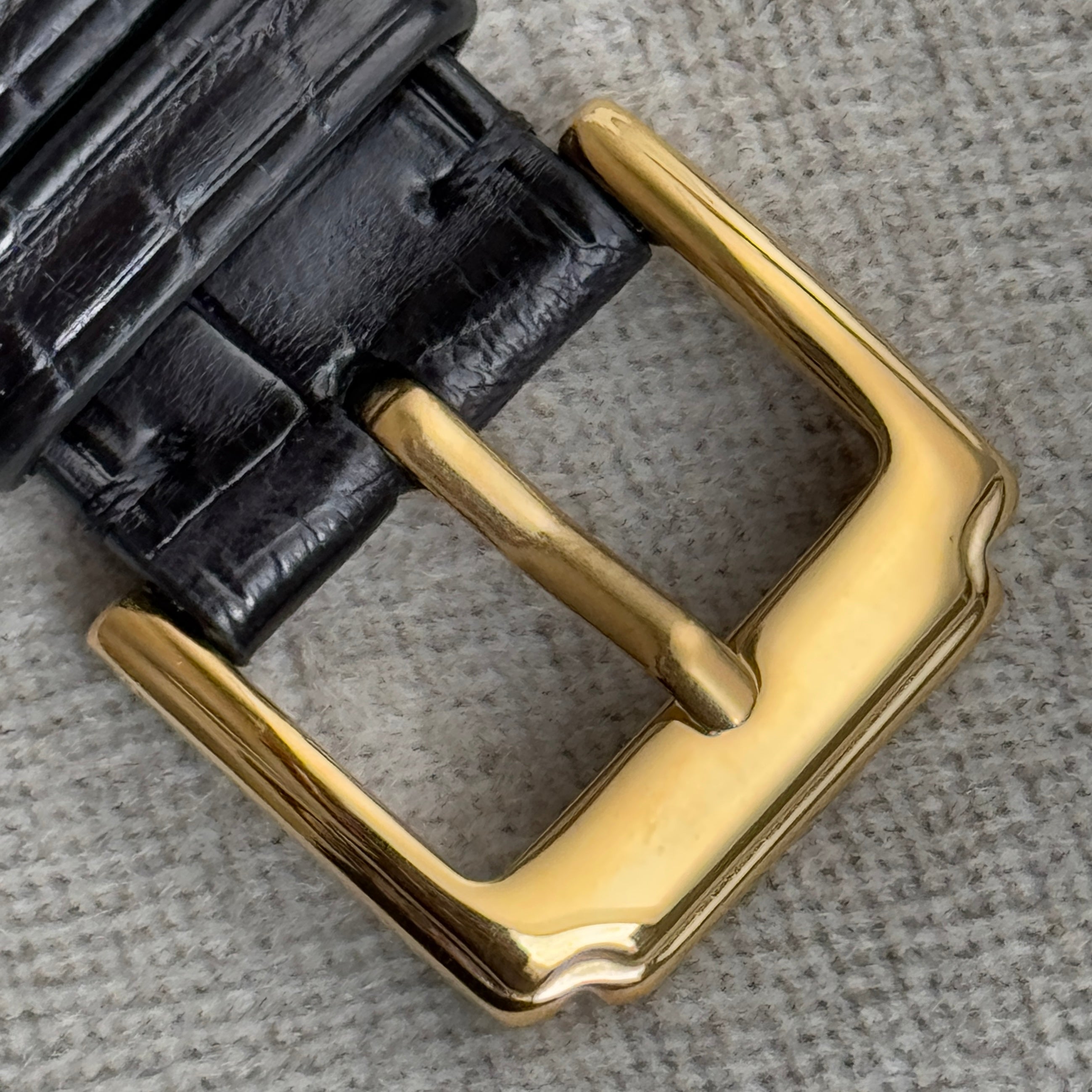 スクエアリッジ　ゴールド