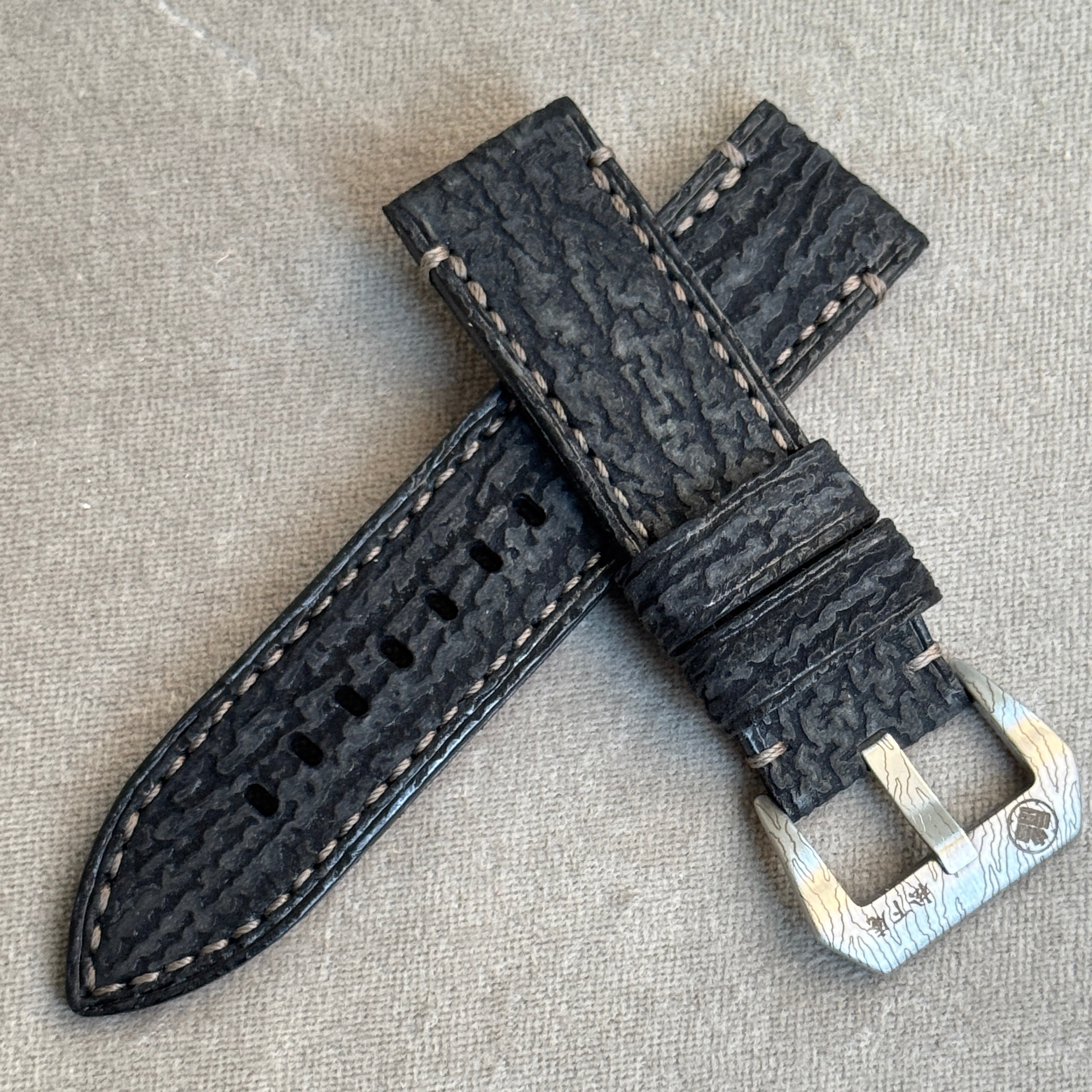 All straps – 松下庵