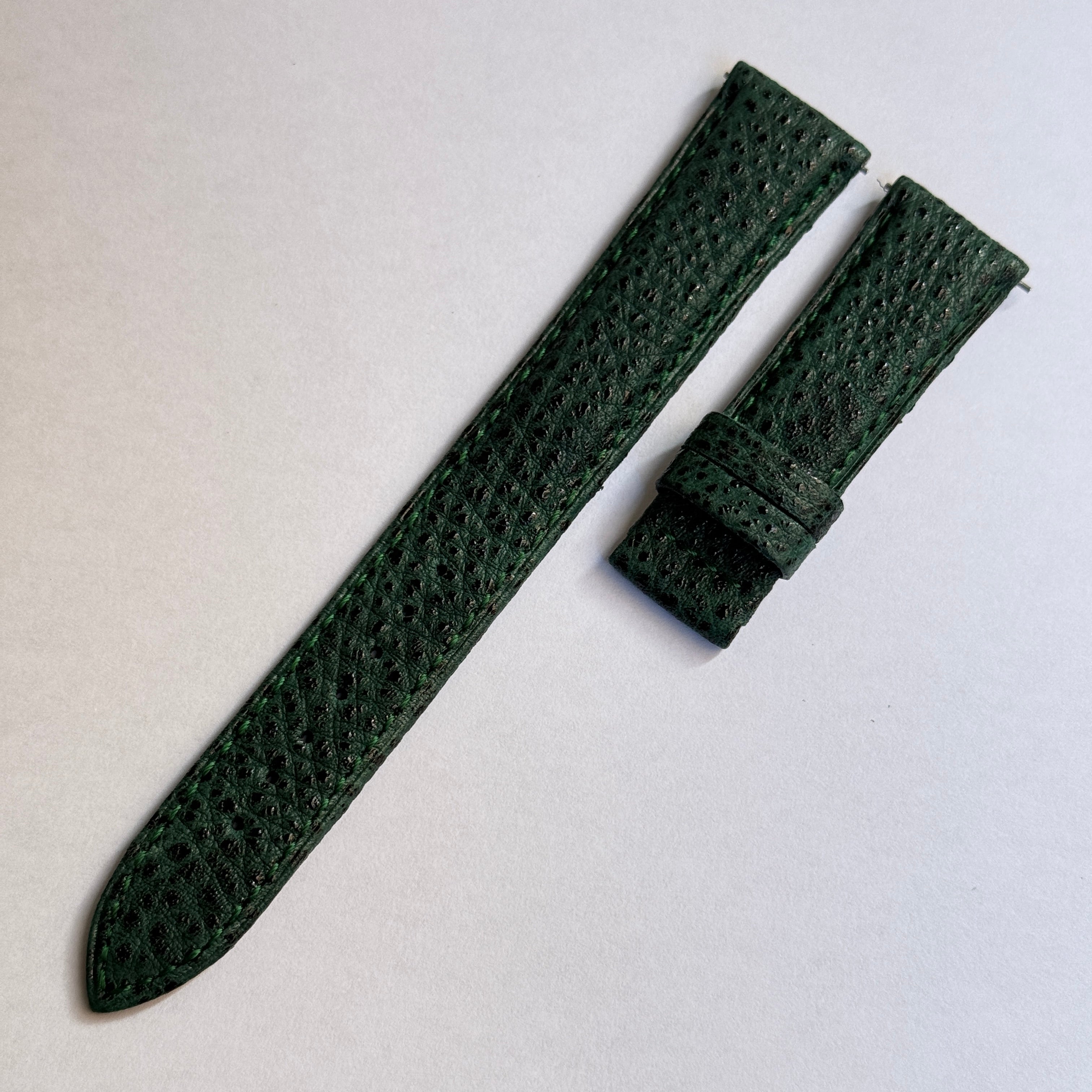 黒桟革 極｜肉厚形状｜19-16mm｜片開きDバックル専用 – 松下庵