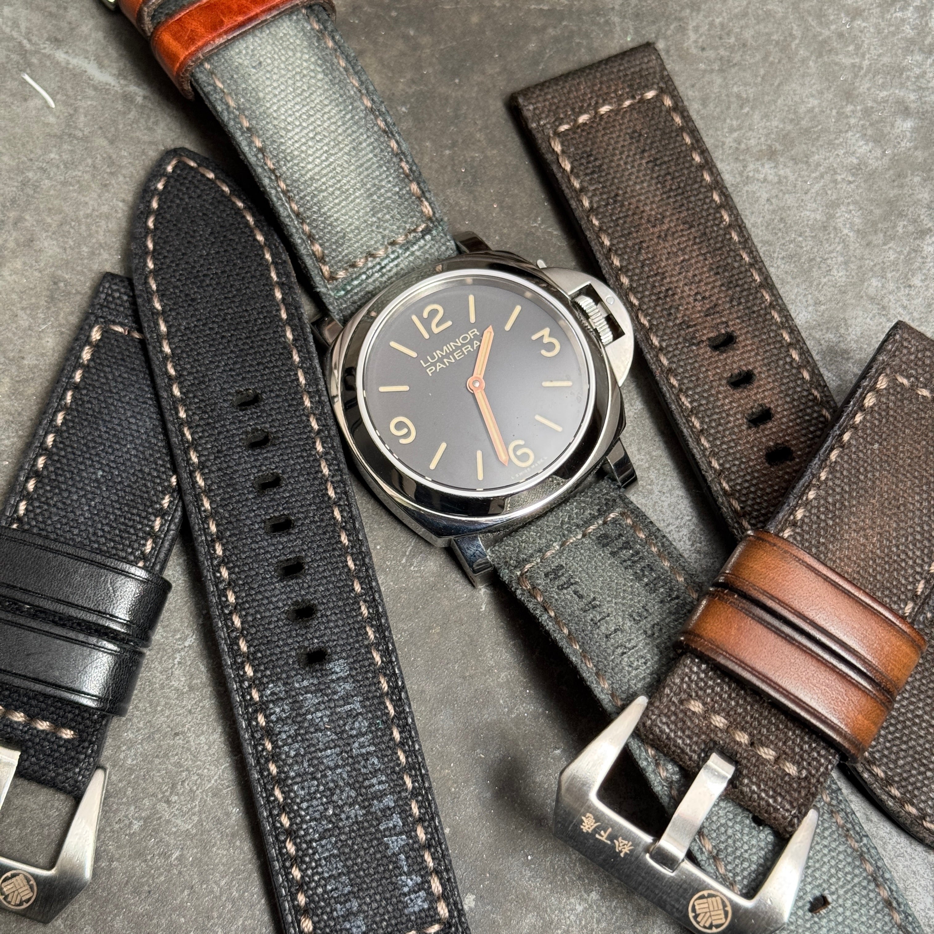 All straps – 松下庵